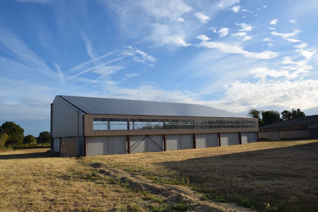 bâtiment agricole solaire Triangle Énergie